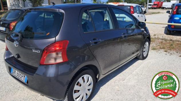 TOYOTA Yaris 1.3 5 porte Sol Gpl rif. 24086823 - Foto 7