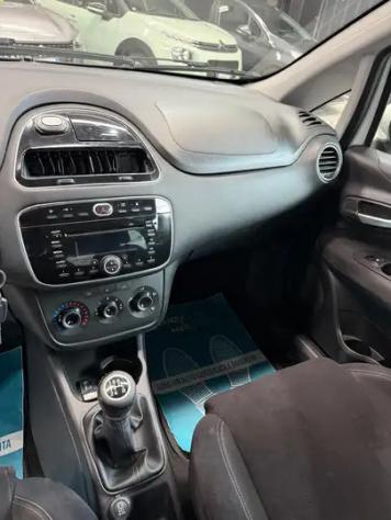 Fiat Punto Metano Neopatentati 5 porte 5 posti - Foto 9