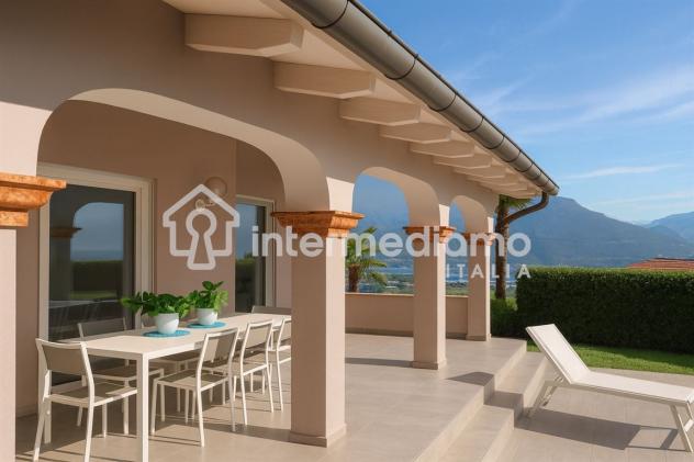 VIVI L'ECCELLENZA: VILLA ESCLUSIVA CON PISCINA - Foto 5