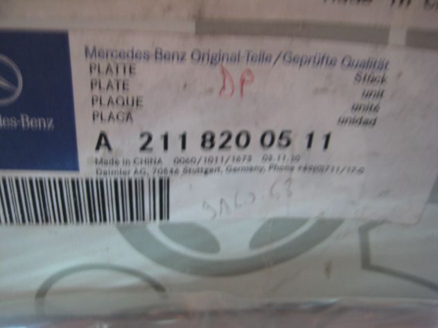 Piastra Supporto Fanale Posteriore sinistro Mecedes W211 A2118200511 - Foto 2