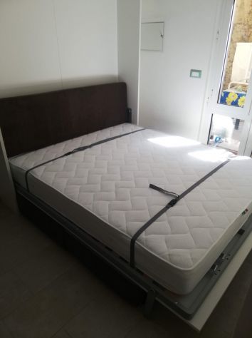Letto a scomparsa 178x214 + Divano + Materasso - Foto 4