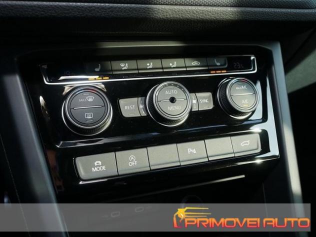 VOLKSWAGEN Touran 2.0 TDI 122 CV Active BlueMotion Technology rif. 20142231 - Foto 5