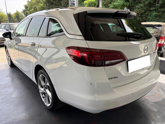 Opel Astra 1.5 CDTI 105 CV S&S 5 porte Business Elegance - Foto 4