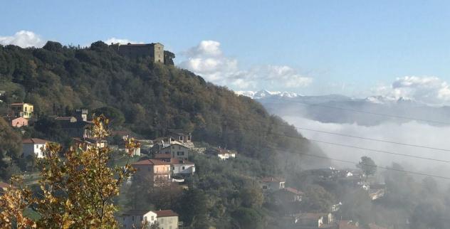 Casa semindipendente in vendita a Podenzana 330 mq Rif: 1247969