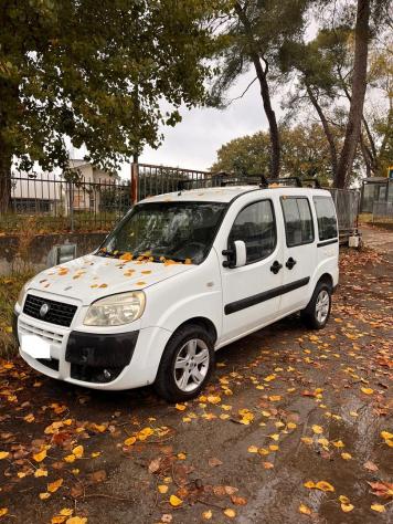 VARI PEZZI DI RICAMBIO FIAT DOBLO'