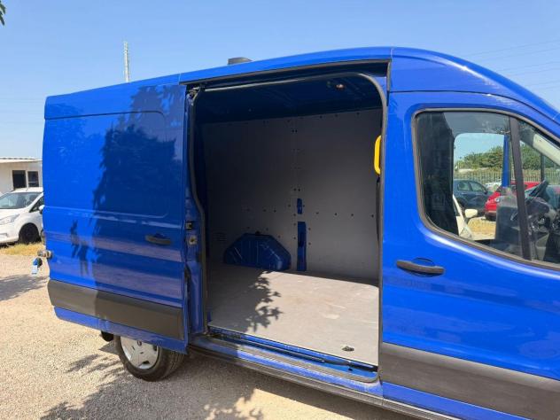 FORD Transit 310 2.0 tdci 130cv trend L2H2 E6.2 IVA COMPRESA - Foto 5