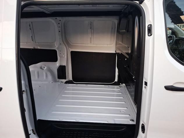 Peugeot Expert BlueHDi 100 S&S PL-SL-TN PASSO LUNGO - Foto 9