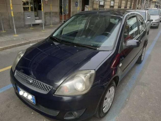 Ford Fiesta 1.2 16V - Foto 2