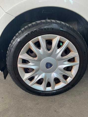 Lancia Ypsilon DISTRIBUZIONE NUOVA - Foto 10