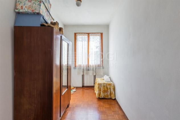 GRANDE PROPRIETÀ INDIPENDENTE CON AMPIO LOTTO ESTERNO - Foto 10
