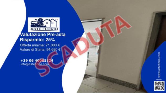 Immobile in asta di 112 m², box auto in vendita a Melito di Napoli