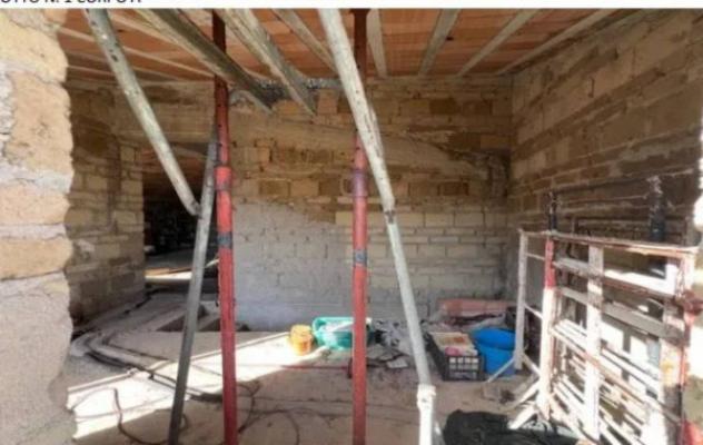 Immobile in asta di 249 m² con più di 5 locali in vendita a Vitulano - Foto 2