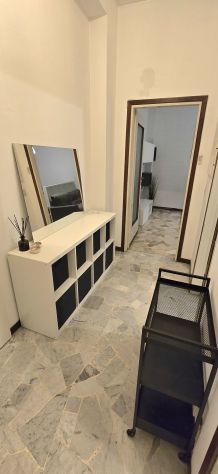 AMPIO MONOLOCALE ARREDATO MM2 UDINE/VIA TOLMEZZO - Foto 4