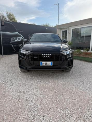 AUDI - Q8 - 50 TDI 286 CV quattro tiptronic Sport