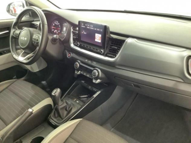 KIA Stonic 1.0 T-GDi 100 CV MHEV MT Black Edition rif. 24108115 - Foto 9