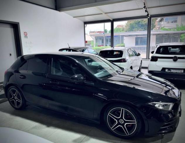Mercedes-Benz A 180 d 116CV Premium AMG Night Edition - Foto 5