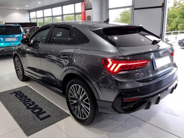 Audi Q3 SPB 35 1.5 TFSI 150Cv S-line edition - Foto 4