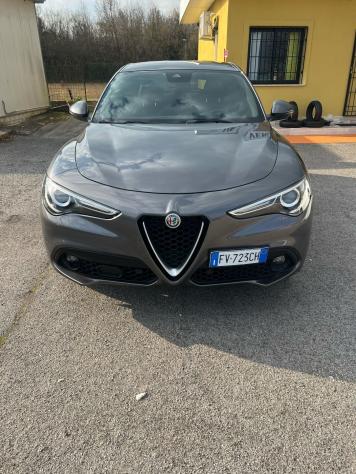 Alfa Romeo Stelvio 2.2 Turbodiesel 190 CV AT8 Q4 Executive - Foto 2