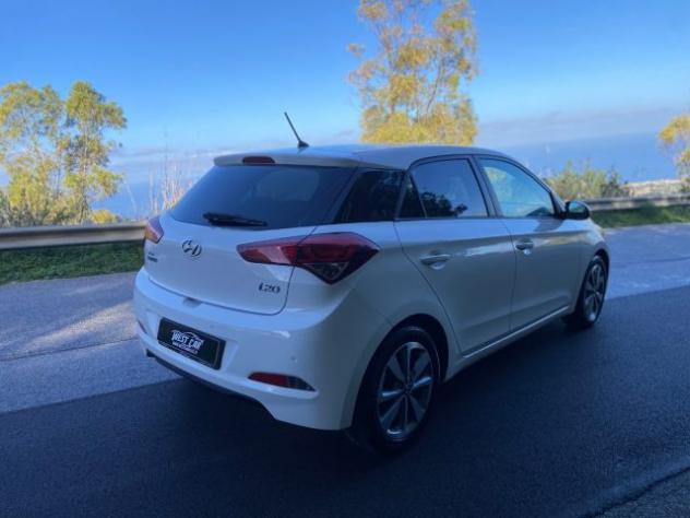 HYUNDAI i20 1.1 CRDi 12V 5 porte Comfort NEOPATENTATI rif. 24013507 - Foto 8
