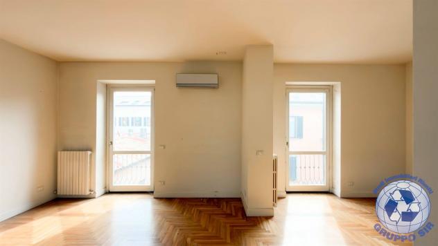 4 locali ultimo piano, appartamento su due livelli in casa d'epoca ristrutturata. - Foto 12