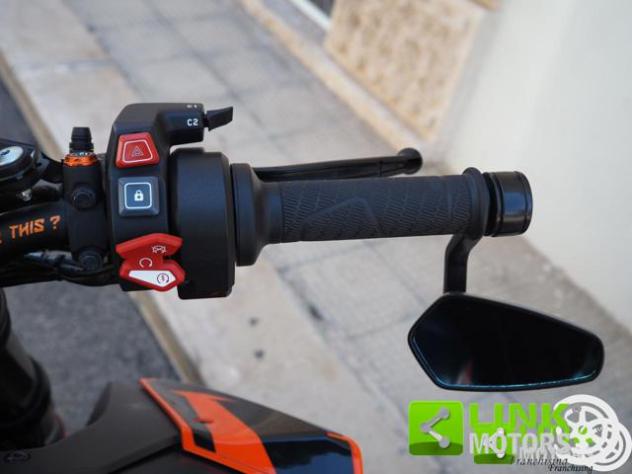 KTM 1290 Super Duke R Naked - Foto 9