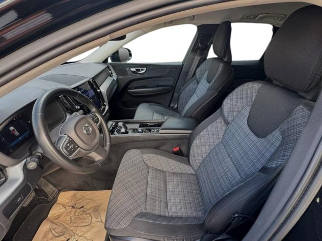 Volvo XC60 B4 179+14 CV Mild Hybrid Diesel Automatica Core - Foto 8