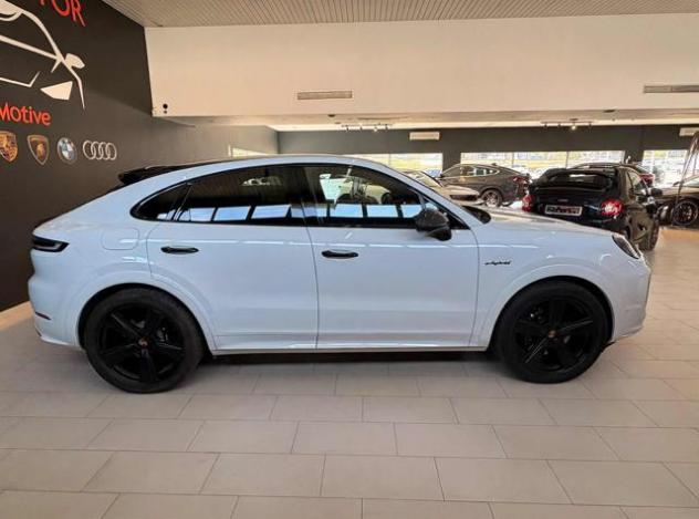 PORSCHE Cayenne Coupé 3.0 V6 E-Hybrid rif. 24088516 - Foto 4