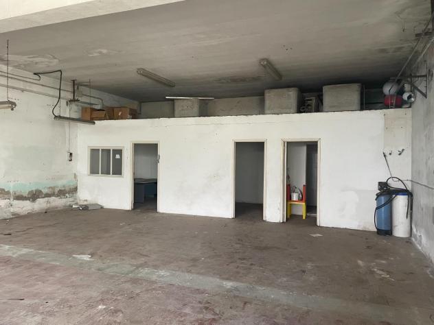 Capannone artigianale in vendita a Asciano 240 mq Rif: 1046151 - Foto 2
