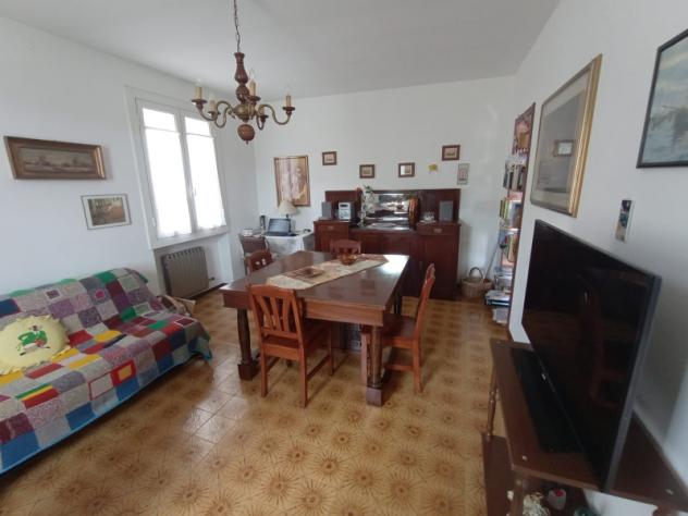 VENDESI A Ville San PIETRO CASA INDIPENDENTE CON GARAGE E GIARDINO - Foto 10
