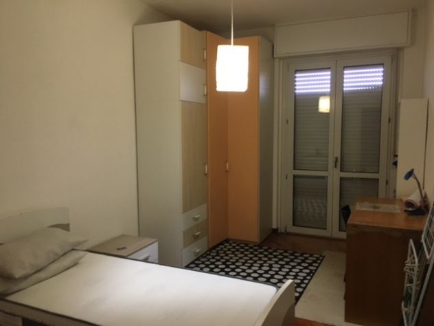 Camera singola Milano zona Loreto