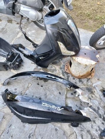 CARENE PIAGGIO BEVERLY 300 2011 2020 COME FOTO - Foto 3