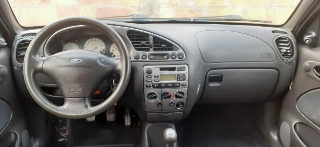 Ford Fiesta 1.2i 16V cat 5 porte Ghia - Foto 5