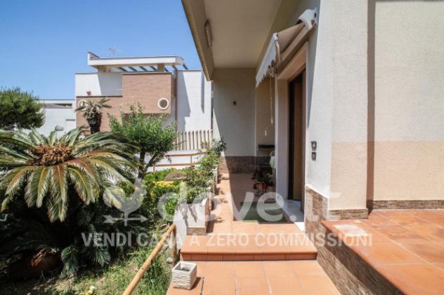 Villa di 335 m² con più di 5 locali e box auto in vendita a Taranto - Foto 10