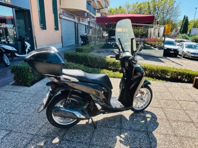 HONDA SH 150 TUTTO INCLUSO ANCHE PASSAGGIO! MINI RATE rif. 24114066 - Foto 7
