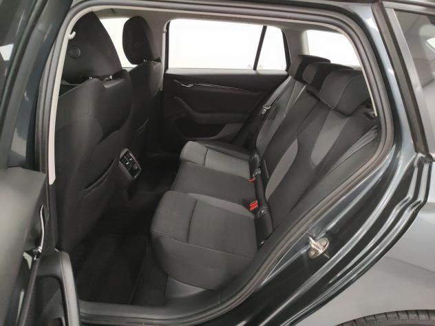 Škoda Octavia Wagon 1.0 e-TEC DSG CarPlay/Android Adap.Cruise - Foto 6