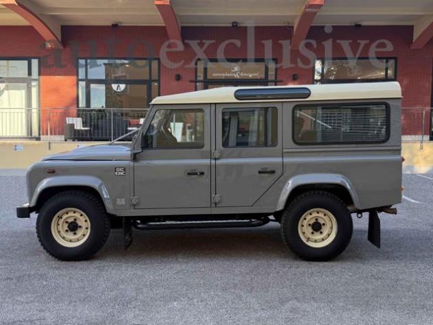 LAND ROVER Defender Classic Defender Works V8 Islay edition rif. 23084562 - Foto 2