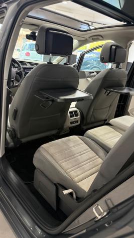 Volkswagen Touran 2.0 TDI 150 CV SCR DSG Executive BlueMotion Tech. - Foto 8