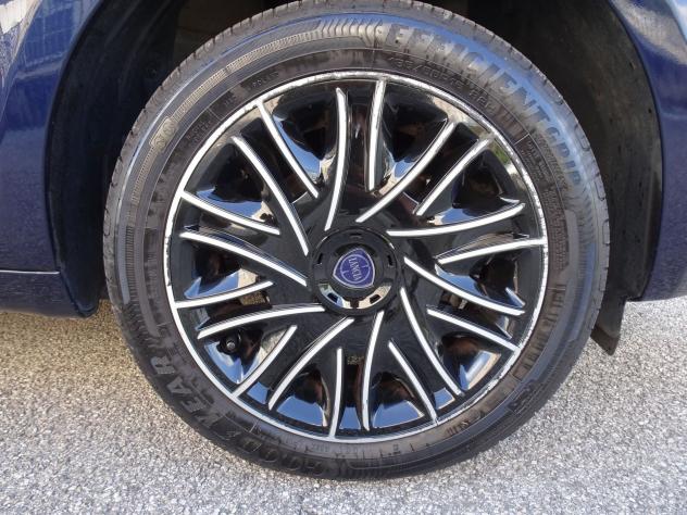 Lancia Ypsilon 3ª SERIE 1.0 FireFly 5 porte S&S Hybrid Ecochic Gold - Foto 6