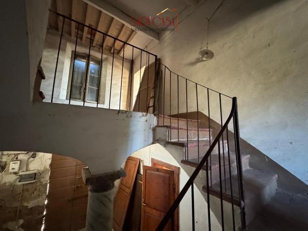 Casa indipendente su lotto di circa 1200 mq con laboratorio e proservizi - Foto 18