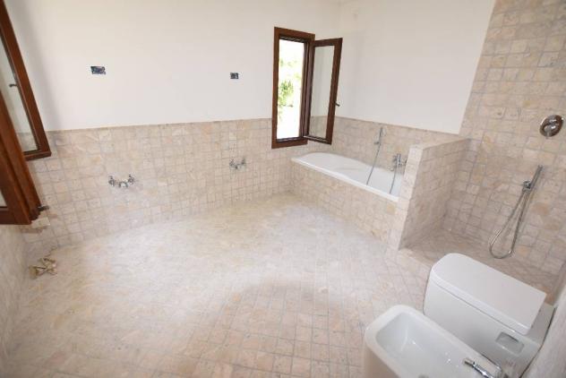 VILLA di 8 vani e di 380 mq (VOLPAGO DEL MONTELLO) rif. BI91D_5 - Foto 4