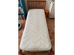 Letto singolo con materasso