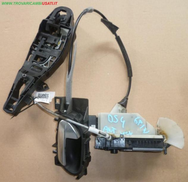 SERRATURA PORTA ANT. S. 6 pin Carrozzeria Lamierati esterni Porte Serratura porta a CITROEN - C4 - 01-11-2010 -, CITROEN - DS4 - 01-03-2011 - 0