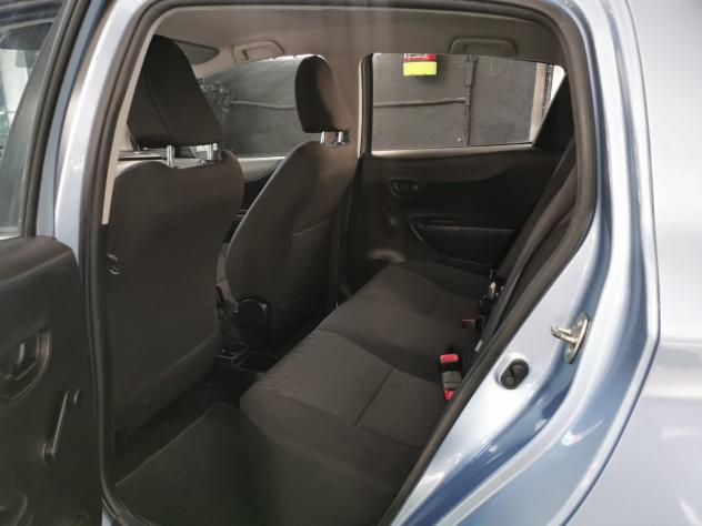 Toyota Yaris 1.0 5 porte Trend GANCIO TRAINO GARANZIA 12 MESI - Foto 9