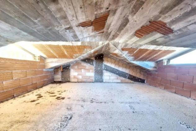Immobile in asta di 240 m², box auto in vendita a Cingoli - Foto 8