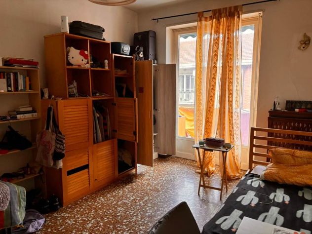 STANZA SINGOLA IN ZONA VANCHIGLIETTA:330 euro spese incluse - Foto 2