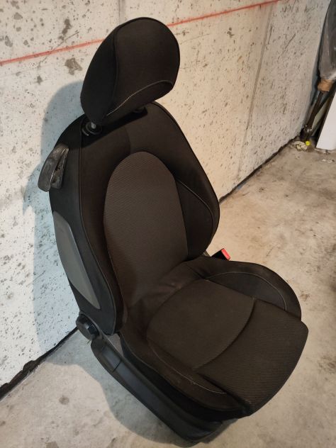 Sedile Anteriore DX ( passeggero) Alfa Romeo Mito