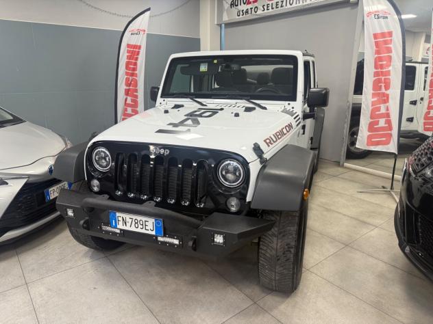 Jeep Wrangler 2.8 CRD DPF Rubicon Auto Soft Top Lungo - Foto 4