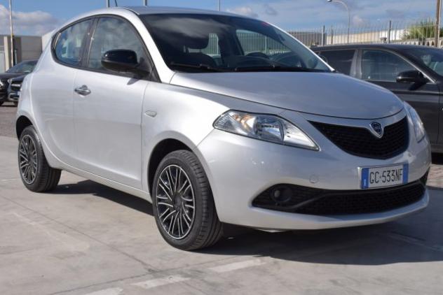 LANCIA Ypsilon 1.2 69 CV 5 porte GPL Ecochic Gold rif. 23500093 - Foto 3