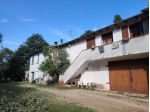 AMPIA PROPRIETA' IMMERSA NEL VERDE IN ZONA VALSELLUSTRA