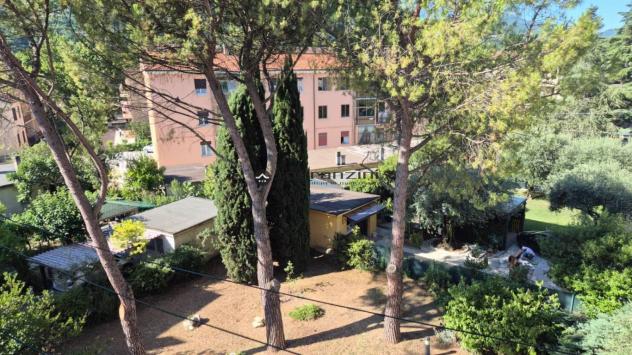 FOSSOMBRONE: Fossombrone adiacente al centro storico, attorniato da tutti i principali servizi proponiamo in vendita splendido appartamento al piano a - Foto 18